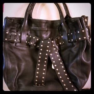Innue Italian purse